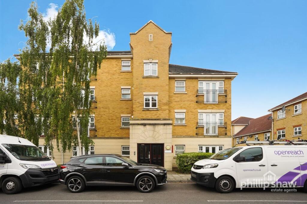 2 bed 1st Floor Flat for rent in Kenton. From Phillip Shaw Ltd 2 bed 1st Floor Flat for rent in Kenton. From Phillip Shaw Ltd
