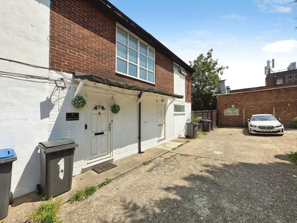2 bed Apartment for rent in Wembley. From Phillip Shaw Ltd