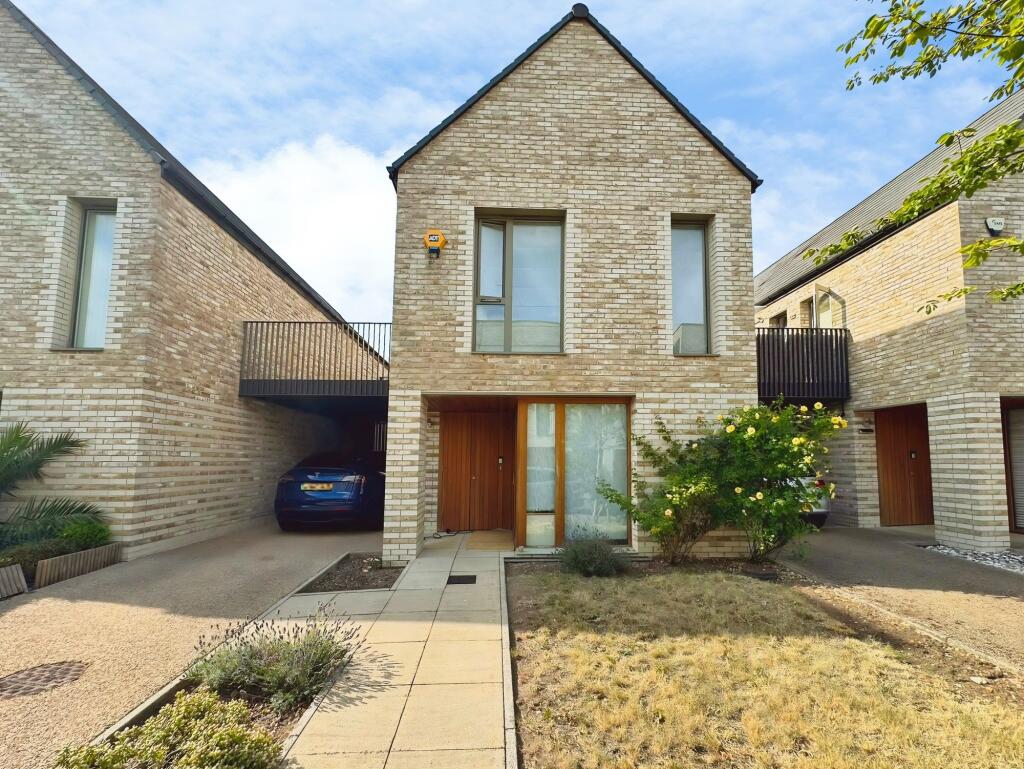 3 bed Detached for rent in Stanmore. From Phillip Shaw Ltd