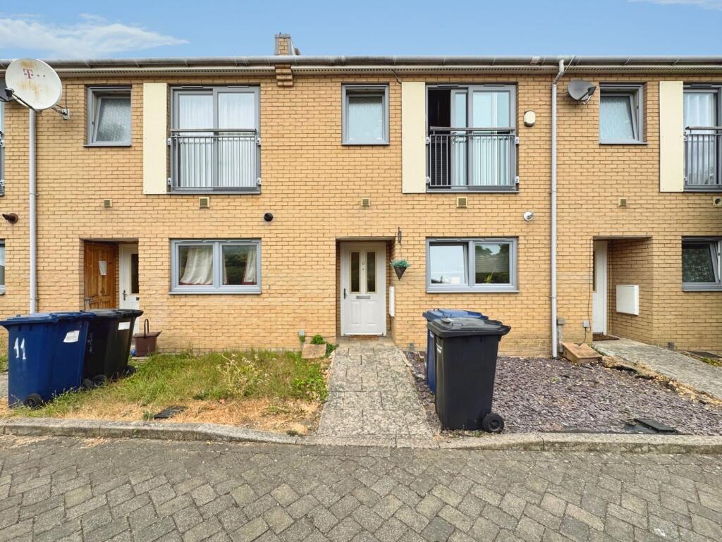 3 bed Not Specified for rent in Stanmore. From Phillip Shaw Ltd
