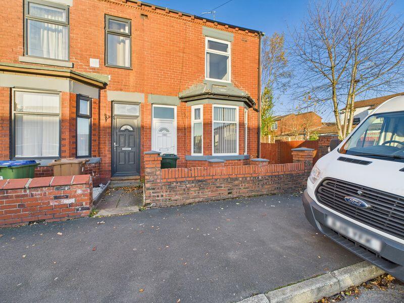 3 bed Semi Detached for rent in Manchester. From Barton Kendal Residential - Middleton 3 bed Semi Detached for rent in Manchester. From Barton Kendal Residential - Middleton