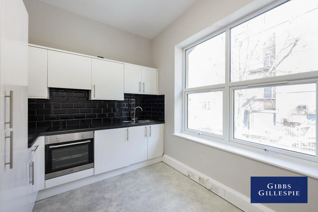 2 bed 1st Floor Flat for rent in Uxbridge. From Gibbs Gillespie - Uxbridge