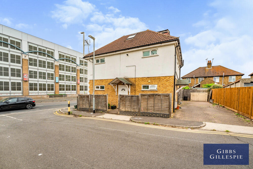 2 bed 1st Floor Flat for rent in Uxbridge. From Gibbs Gillespie - Uxbridge 2 bed 1st Floor Flat for rent in Uxbridge. From Gibbs Gillespie - Uxbridge