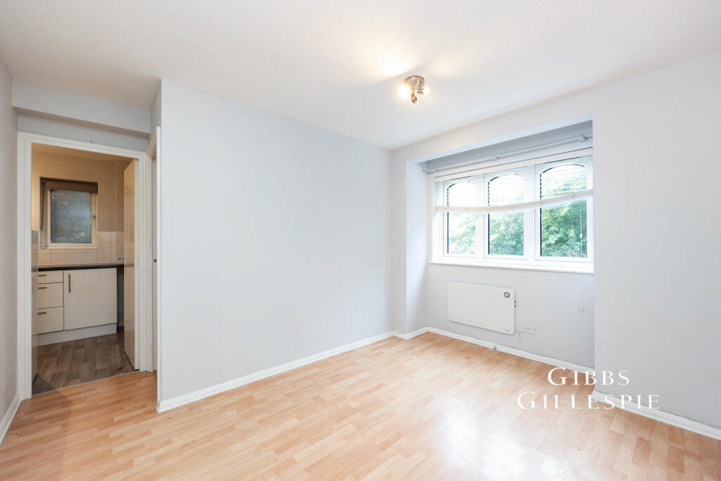 1 bed 1st Floor Flat for rent in Uxbridge. From Gibbs Gillespie - Uxbridge