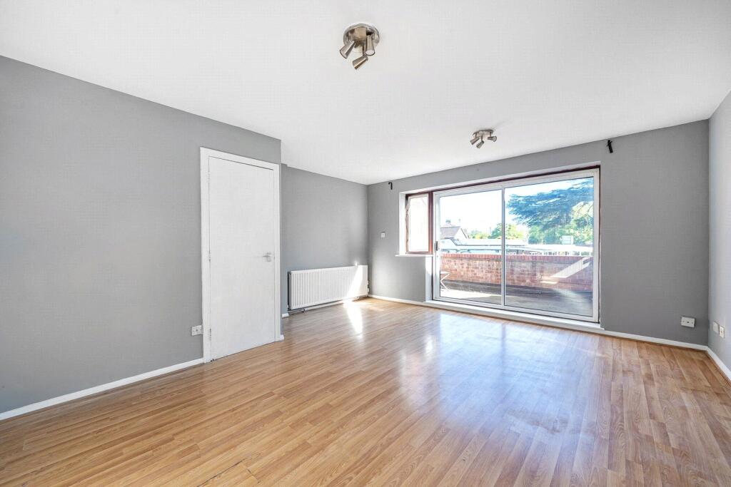 2 bed 1st Floor Flat for rent in Uxbridge. From Gibbs Gillespie - Uxbridge 2 bed 1st Floor Flat for rent in Uxbridge. From Gibbs Gillespie - Uxbridge