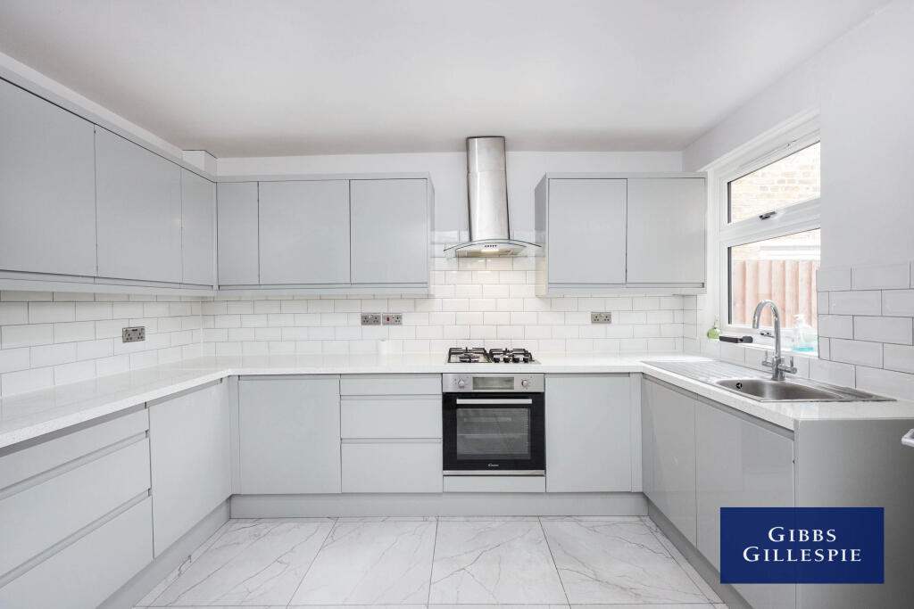 2 bed Mid Terraced House for rent in Uxbridge. From Gibbs Gillespie - Uxbridge 2 bed Mid Terraced House for rent in Uxbridge. From Gibbs Gillespie - Uxbridge