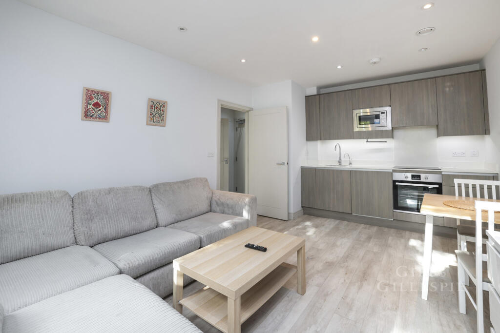 1 bed 1st Floor Flat for rent in Uxbridge. From Gibbs Gillespie - Uxbridge 1 bed 1st Floor Flat for rent in Uxbridge. From Gibbs Gillespie - Uxbridge