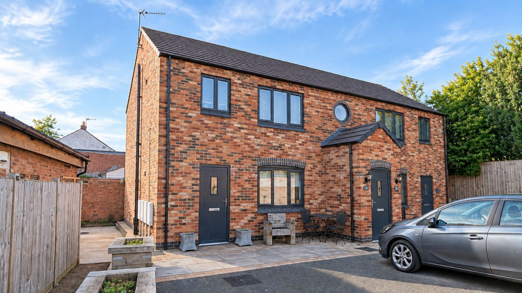 1 bed 1st Floor Flat for rent in Leicester. From David Robinson Estate Agents - Broughton Astley