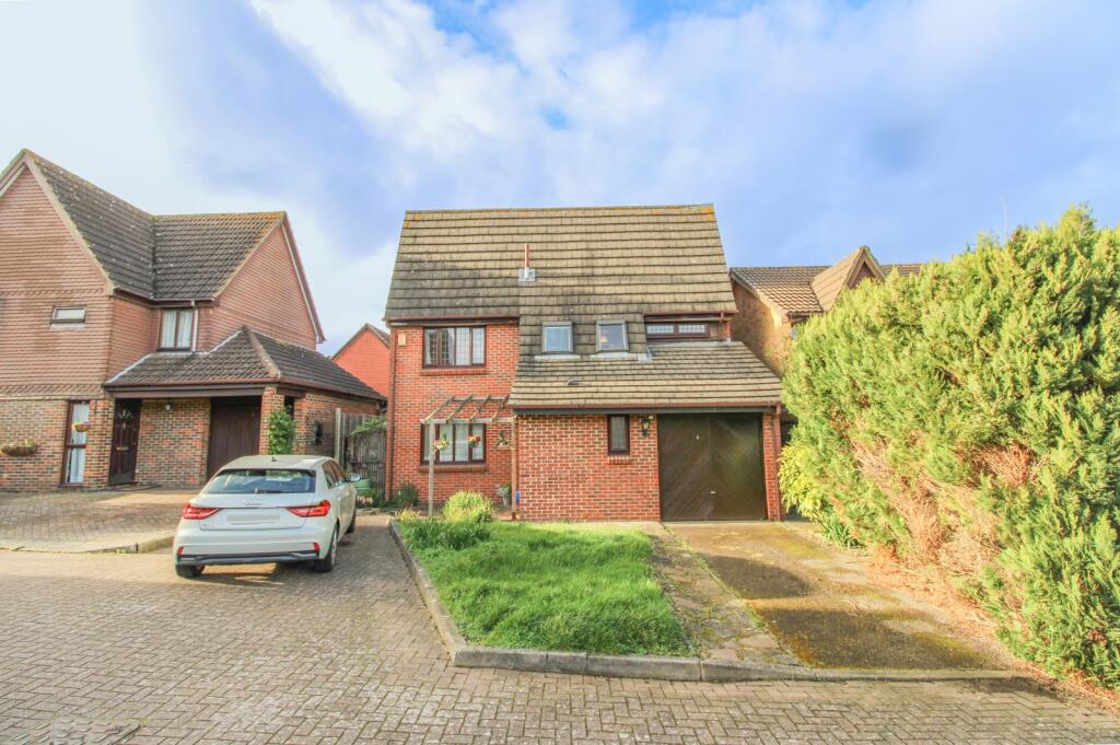 4 bed Detached House for rent in Croydon. From Streets Ahead - Croydon