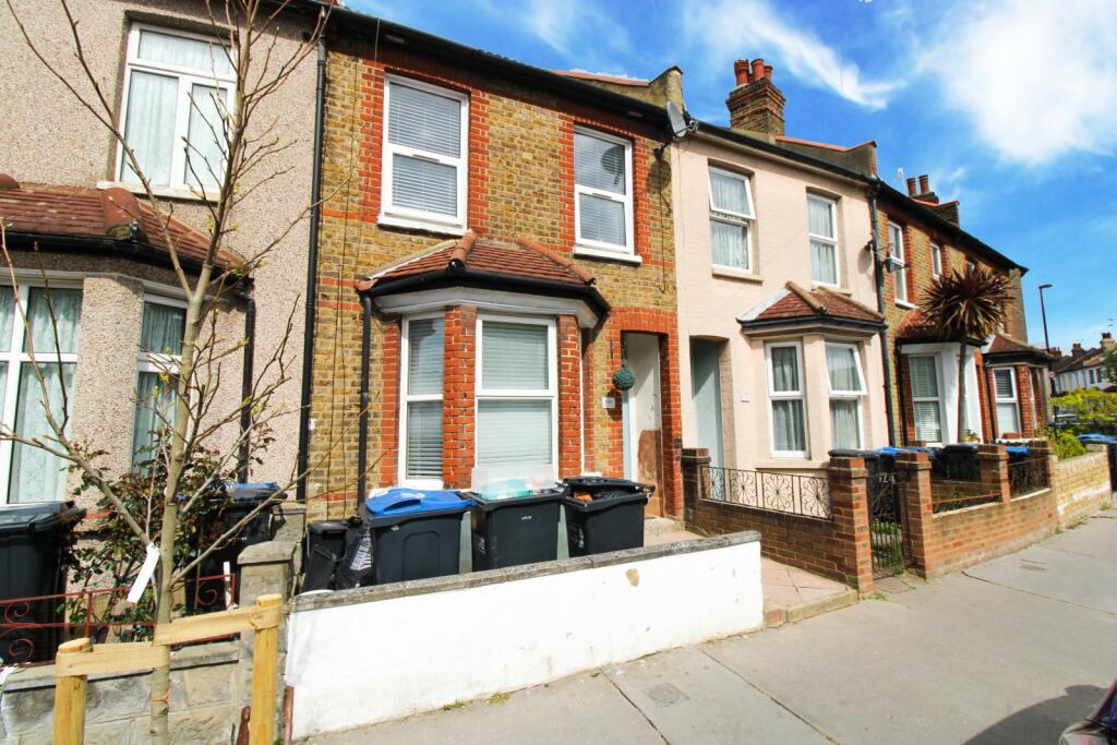 2 bed Mid Terraced House for rent in Croydon. From Streets Ahead - Croydon