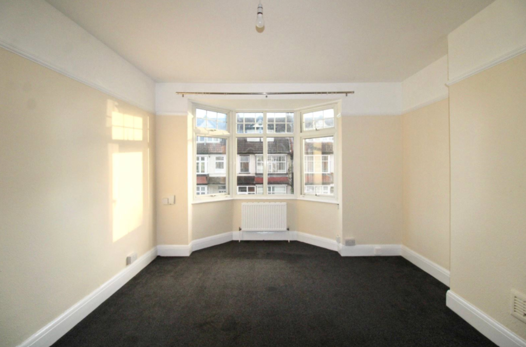 3 bed 1st Floor Flat for rent in London. From Streets Ahead - Croydon - Lettings 3 bed 1st Floor Flat for rent in London. From Streets Ahead - Croydon - Lettings