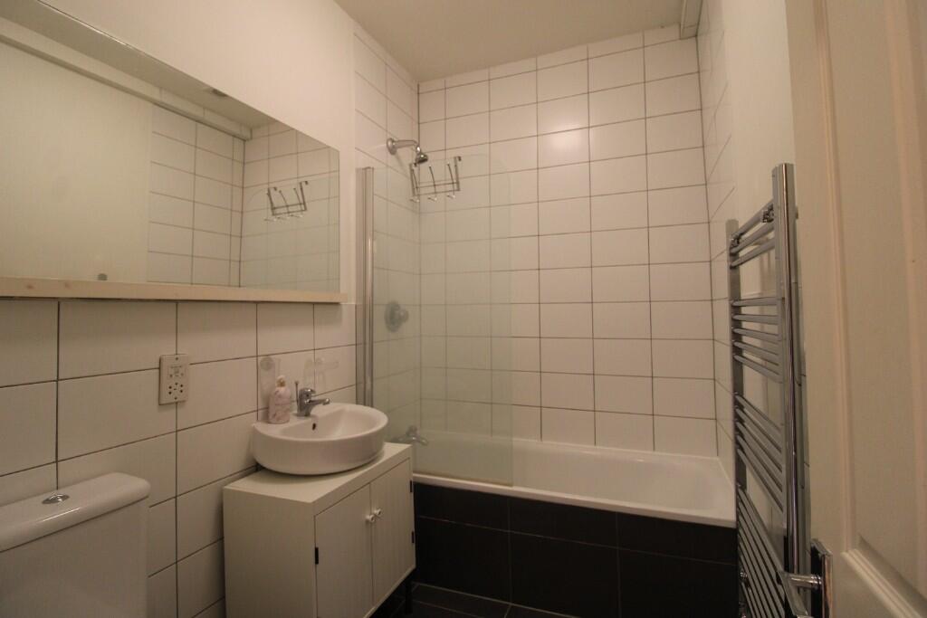 1 bed 1st Floor Flat for rent in Coulsdon. From Streets Ahead - Croydon - Lettings