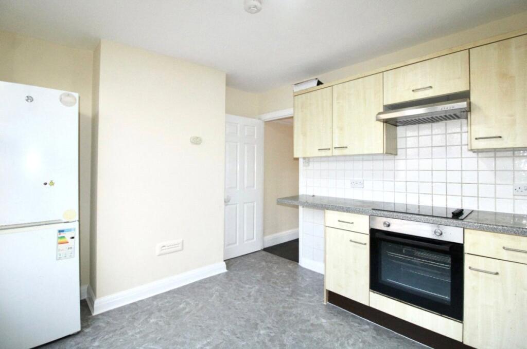 4 bed Detached for rent in Croydon. From Streets Ahead - Croydon - Lettings