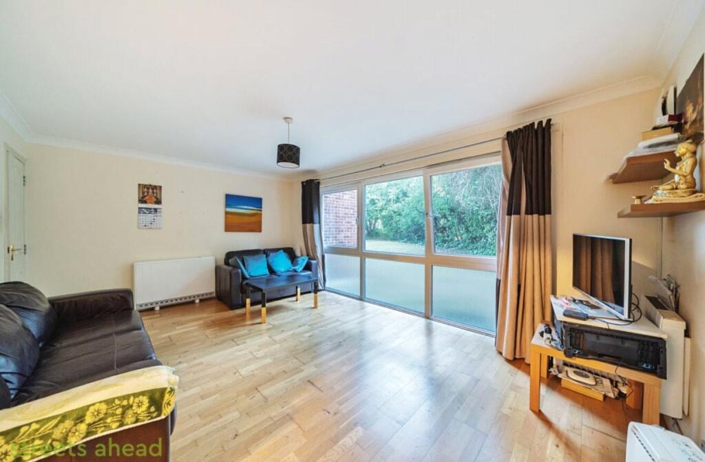 4 bed Apartment for rent in Croydon. From Streets Ahead - Croydon - Lettings