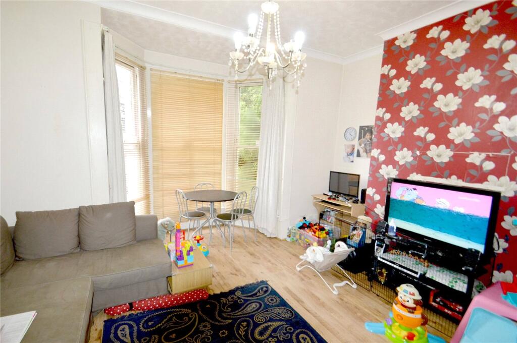 2 bed Apartment for rent in Croydon. From Streets Ahead - Croydon - Lettings 2 bed Apartment for rent in Croydon. From Streets Ahead - Croydon - Lettings