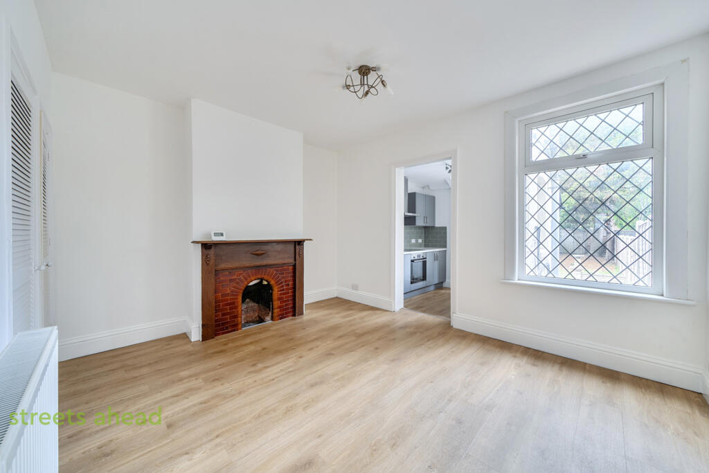 2 bed Mid Terraced House for rent in Croydon. From Streets Ahead - Croydon - Lettings