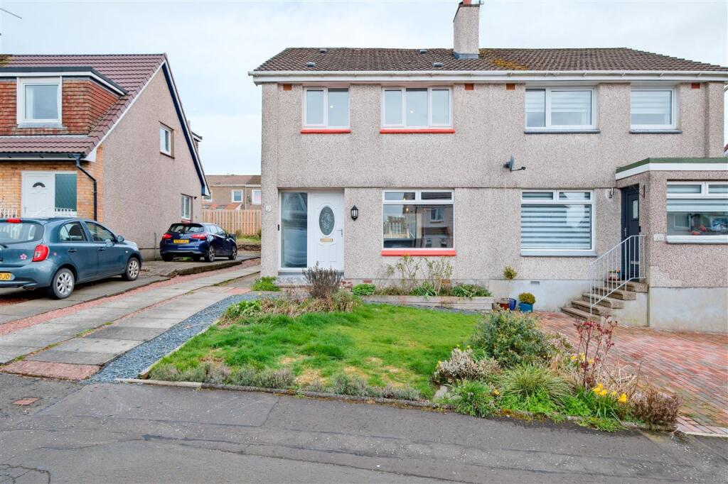 3 bed Semi Detached for rent in Strathaven. From Igloo - Hamilton