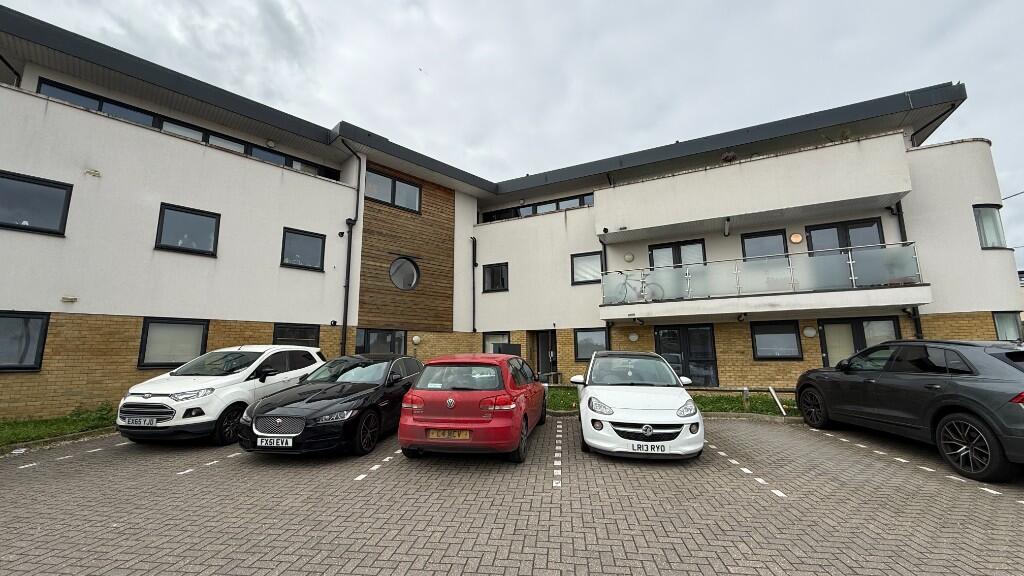 2 bed 1st Floor Flat for rent in Corringham. From John Cottis & Co - Stanford-Le-Hope