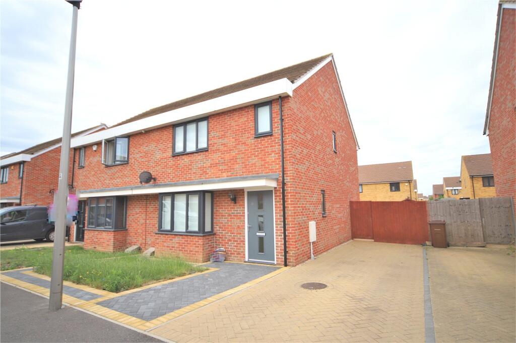 3 bed Semi Detached for rent in East Tilbury. From John Cottis & Co - Stanford-Le-Hope 3 bed Semi Detached for rent in East Tilbury. From John Cottis & Co - Stanford-Le-Hope