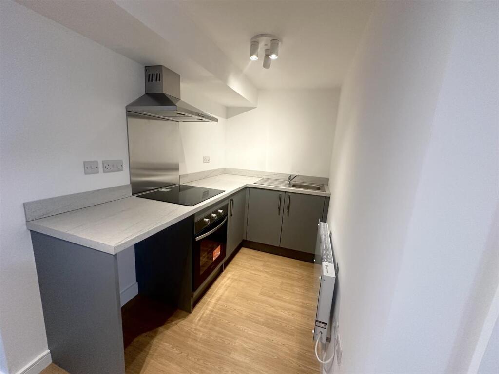 0 bed Studio for rent in Redditch. From Vizors - Redditch