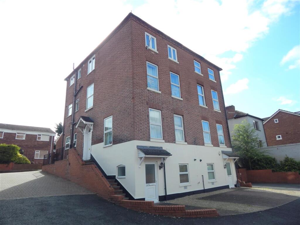 2 bed 1st Floor Flat for rent in Norton. From Vizors - Redditch