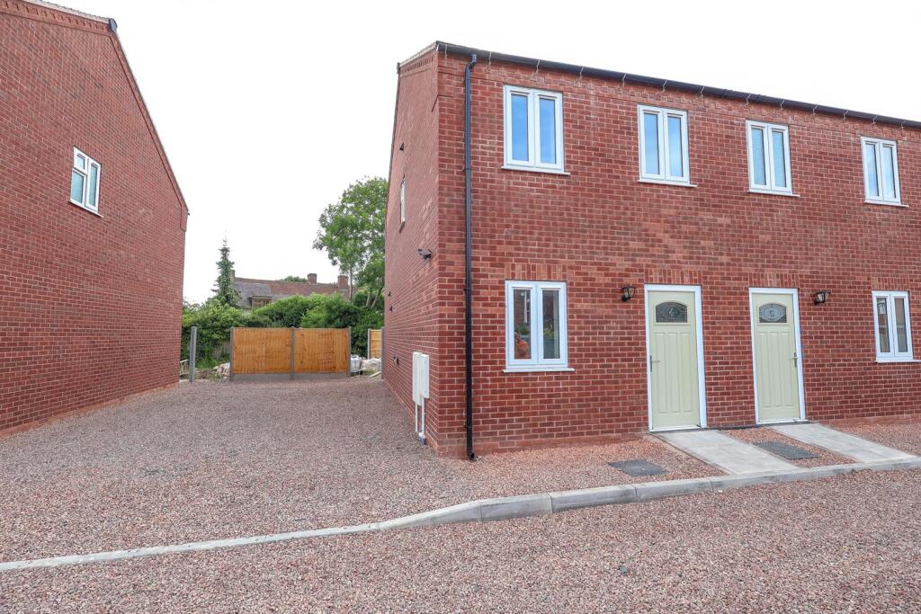 2 bed Semi Detached for rent in Middletown. From Vizors - Redditch