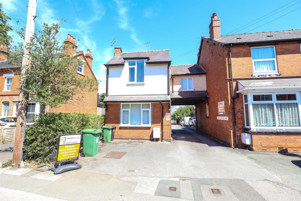 1 bed 1st Floor Flat for rent in Redditch. From Vizors - Redditch
