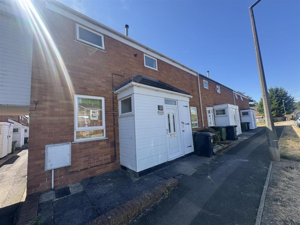 3 bed End of Terrace for rent in Redditch. From Vizors - Redditch 3 bed End of Terrace for rent in Redditch. From Vizors - Redditch