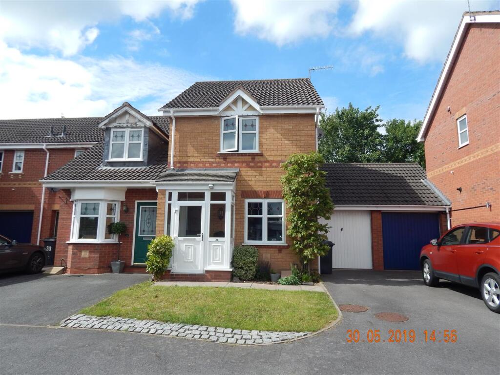 2 bed Link detached for rent in Redditch. From Vizors - Redditch