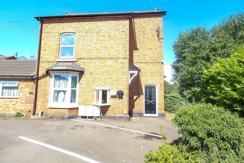 1 bed 1st Floor Flat for rent in Bromsgrove. From Vizors - Redditch 1 bed 1st Floor Flat for rent in Bromsgrove. From Vizors - Redditch