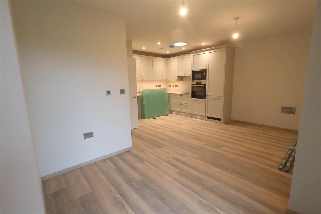 1 bed 1st Floor Flat for rent in Redditch. From Vizors - Redditch 1 bed 1st Floor Flat for rent in Redditch. From Vizors - Redditch