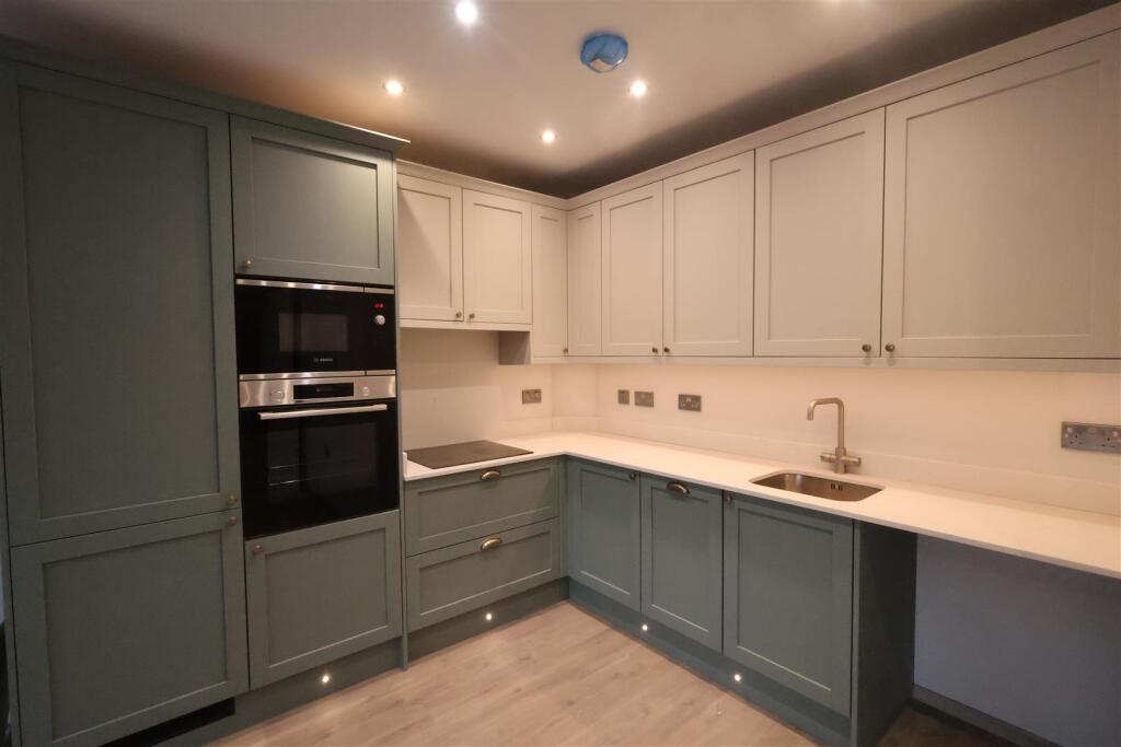 2 bed Apartment for rent in Redditch. From Vizors - Redditch