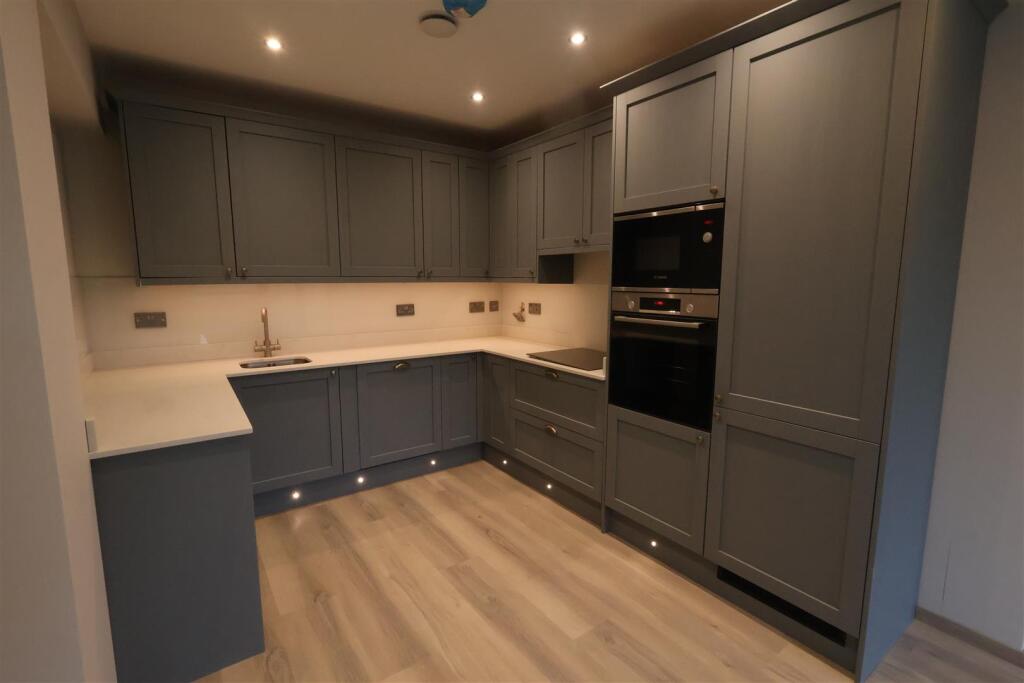 2 bed 1st Floor Flat for rent in Redditch. From Vizors - Redditch