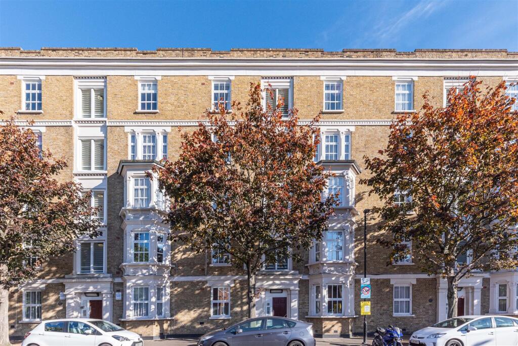 1 bed 1st Floor Flat for rent in Bethnal Green. From Elms Estates - Bethnal Green 1 bed 1st Floor Flat for rent in Bethnal Green. From Elms Estates - Bethnal Green