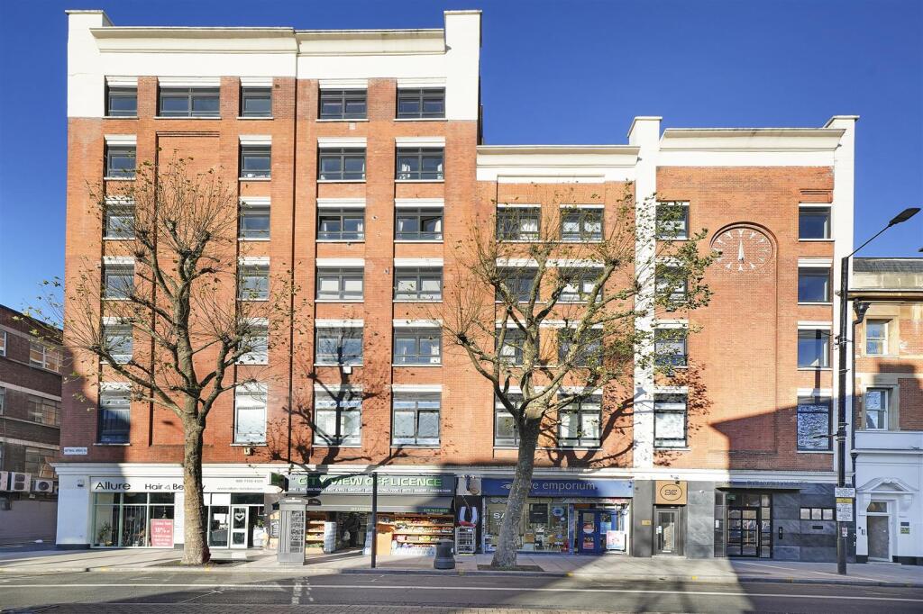 1 bed 1st Floor Flat for rent in London. From Elms Estates - Bethnal Green 1 bed 1st Floor Flat for rent in London. From Elms Estates - Bethnal Green