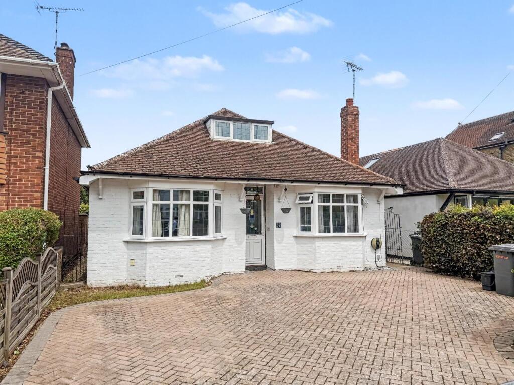 2 bed Bungalow for rent in Eton Wick. From Hardings - Windsor