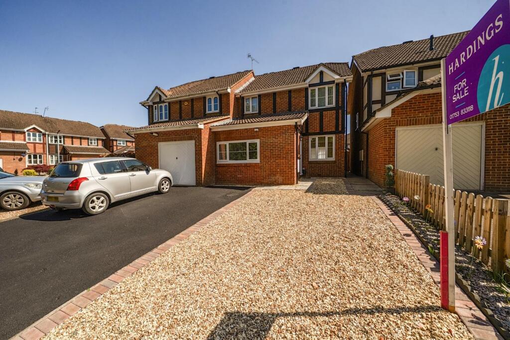 4 bed Detached for rent in Eton. From Hardings - Windsor