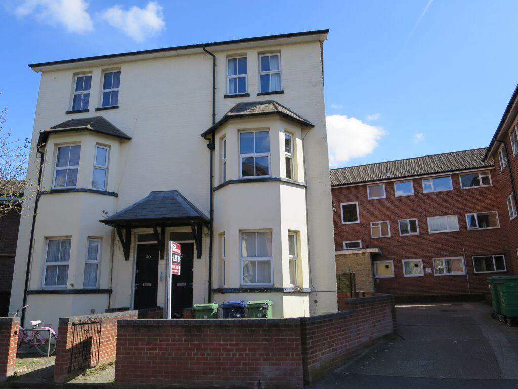 1 bed 1st Floor Flat for rent in Sandford-on-Thames. From RMA Properties Ltd - Oxford 1 bed 1st Floor Flat for rent in Sandford-on-Thames. From RMA Properties Ltd - Oxford