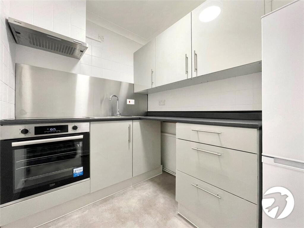 1 bed 1st Floor Flat for rent in Crayford. From Robinson Jackson - Barnehurst