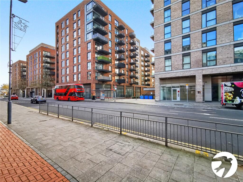 3 bed 1st Floor Flat for rent in Bexley. From Robinson Jackson - Barnehurst