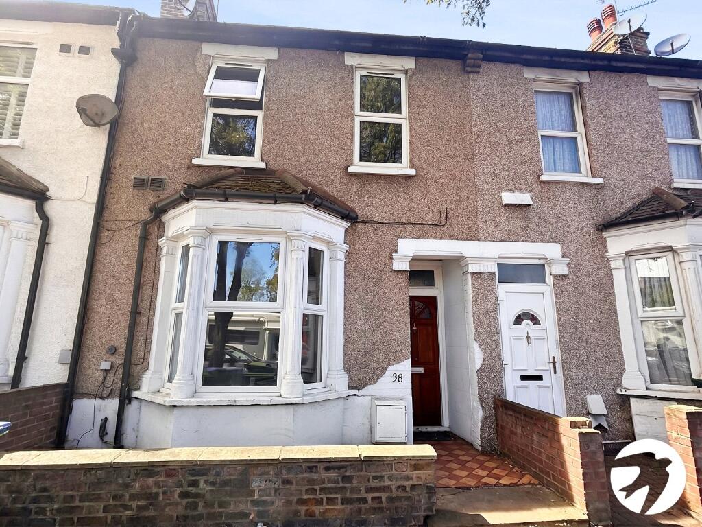 4 bed Mid Terraced House for rent in Erith. From Robinson Jackson - Barnehurst