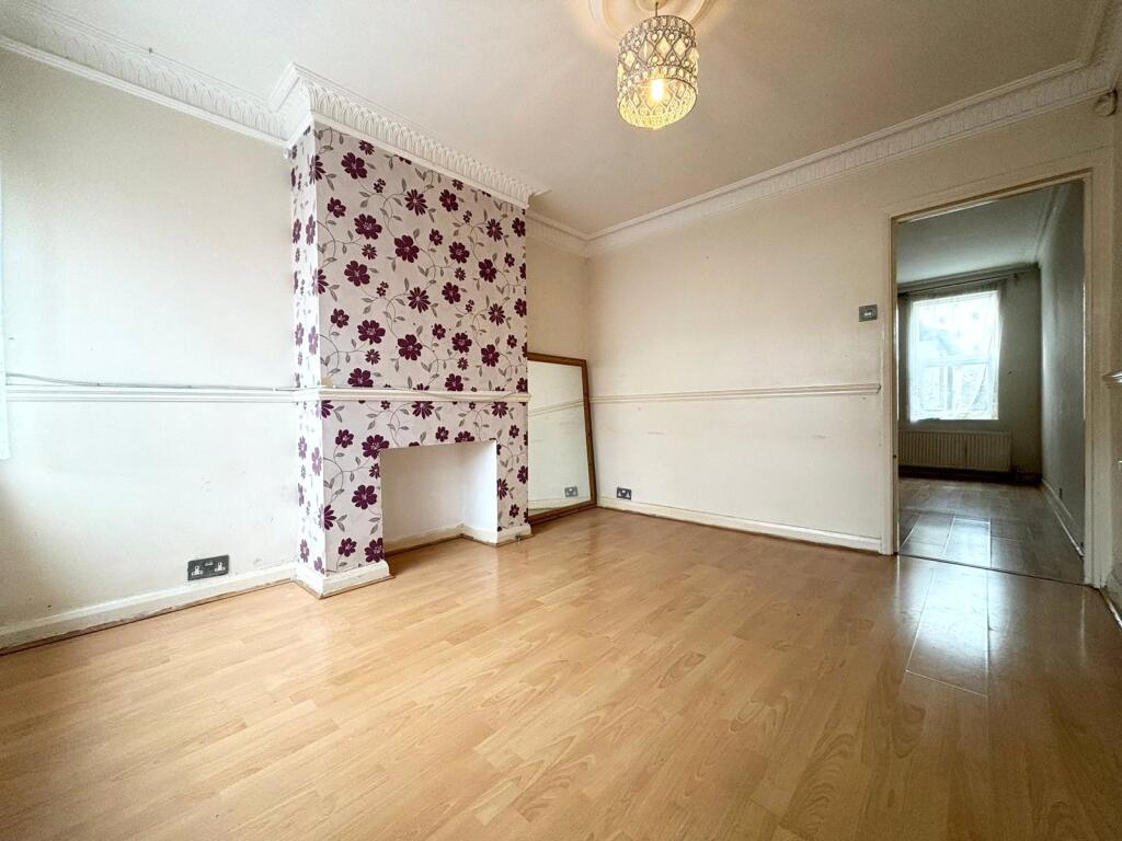 2 bed Detached for rent in Crayford. From Robinson Jackson - Barnehurst 2 bed Detached for rent in Crayford. From Robinson Jackson - Barnehurst