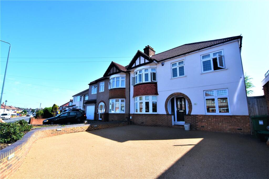 4 bed Semi Detached for rent in Erith. From Robinson Jackson - Barnehurst 4 bed Semi Detached for rent in Erith. From Robinson Jackson - Barnehurst