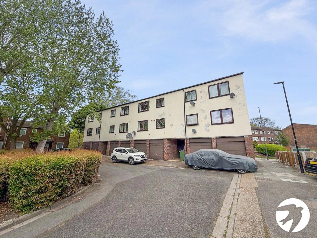 1 bed 1st Floor Flat for rent in London. From Robinson Jackson - Plumstead