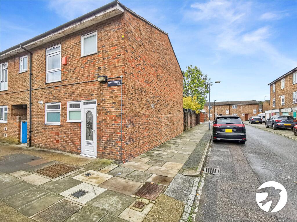 3 bed End of Terrace for rent in Woolwich. From Robinson Jackson - Plumstead