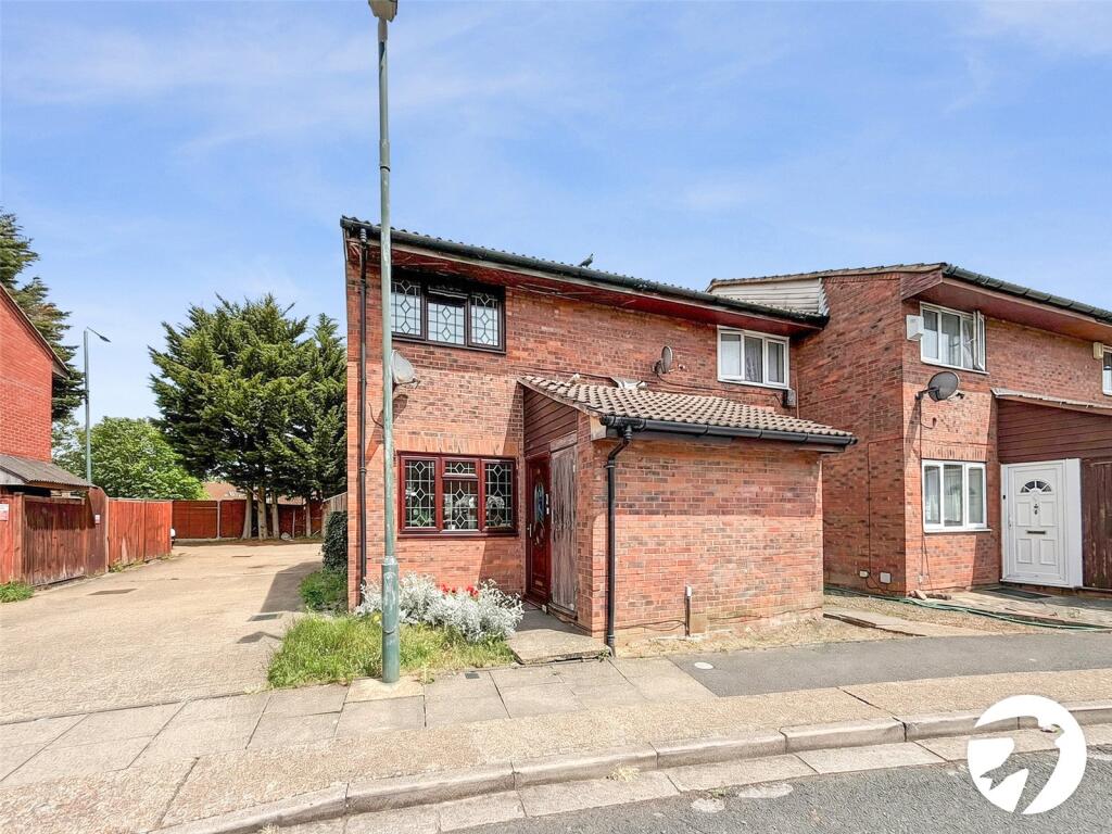 2 bed Detached for rent in London. From Robinson Jackson - Plumstead