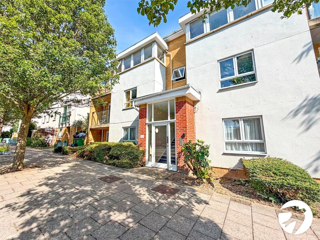 2 bed 1st Floor Flat for rent in Woolwich. From Robinson Jackson - Plumstead 2 bed 1st Floor Flat for rent in Woolwich. From Robinson Jackson - Plumstead
