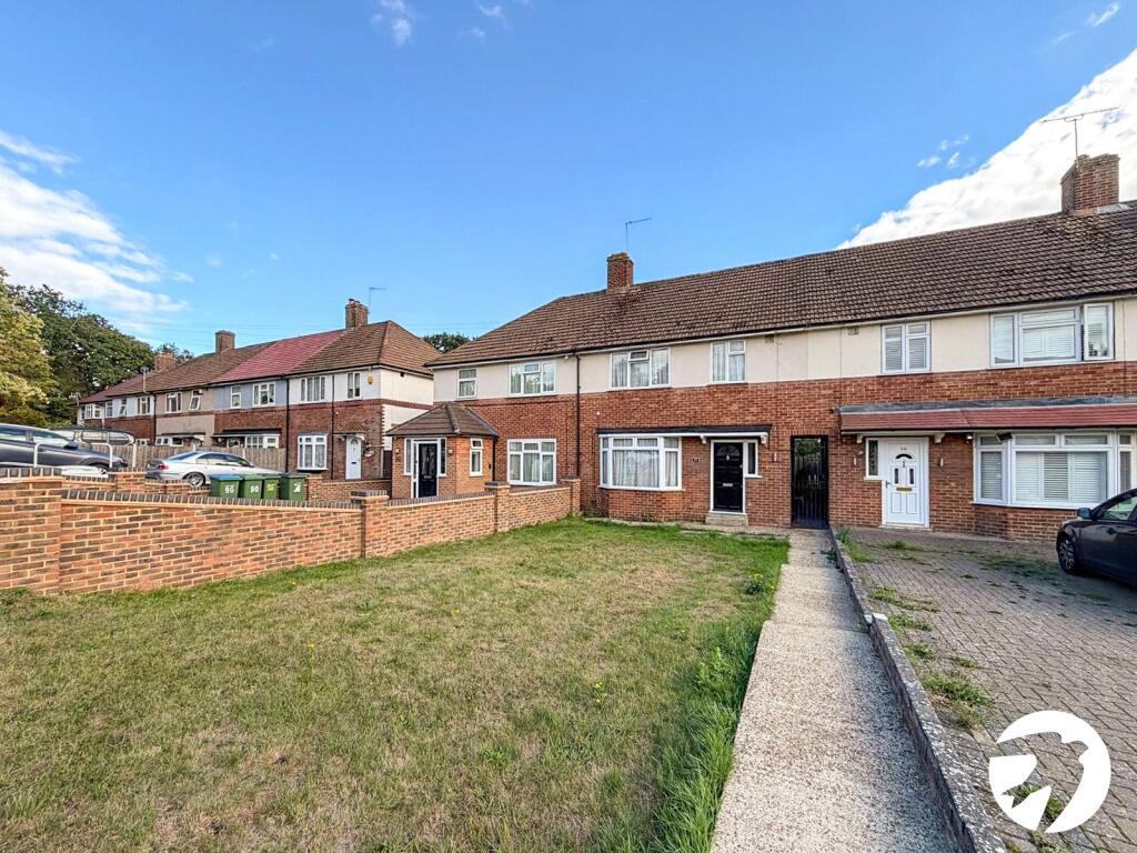 3 bed Mid Terraced House for rent in London. From Robinson Jackson - Plumstead