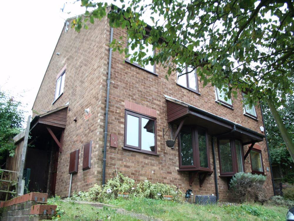 3 bed Semi Detached for rent in Hill End. From Rodgers Estate Agents - Chalfont St. Peter 3 bed Semi Detached for rent in Hill End. From Rodgers Estate Agents - Chalfont St. Peter