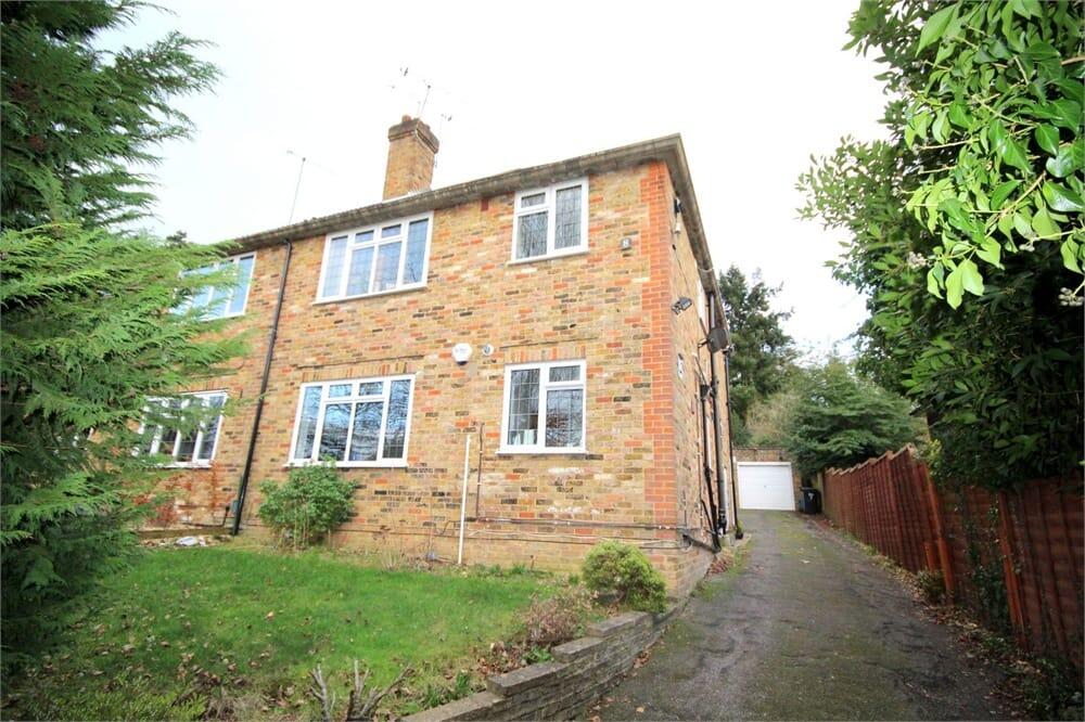 2 bed House (unspecified) for rent in Chalfont St Giles. From Rodgers Estate Agents - Chalfont St. Peter